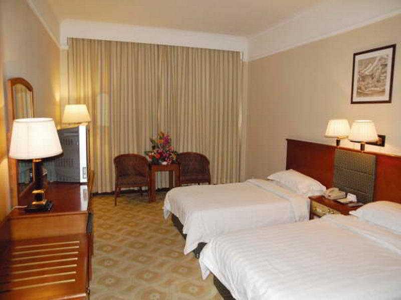 Yun Feng Grand Hotel Xangai Exterior foto